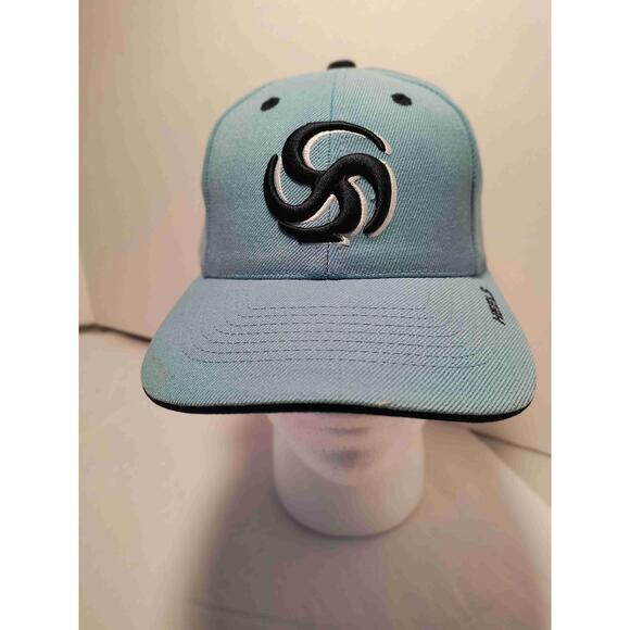 Top of the World Other - Top Of The World N.C. Tar Heels Logo Embroidered Six-Panel Fitted 6 3/4 Ball Cap